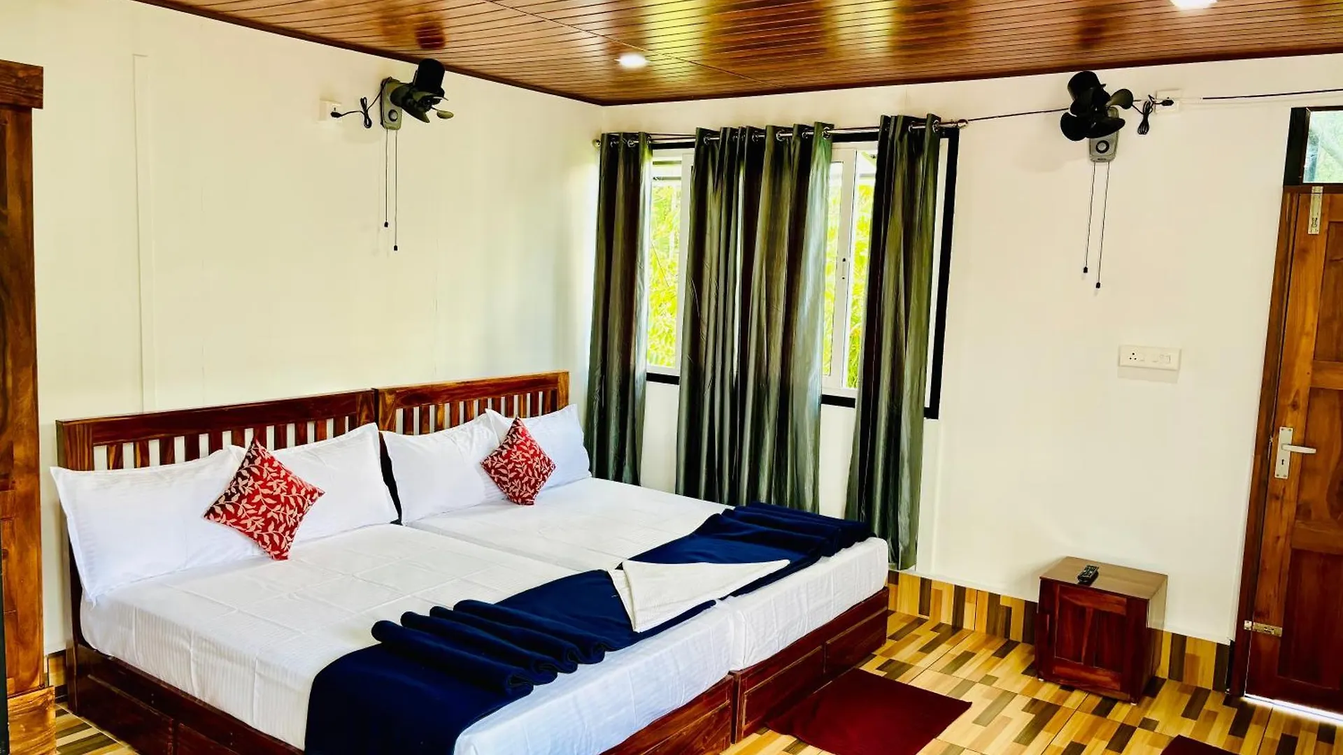 Σπίτι διακοπών Agasthya Private Pool & Park Villa Sultan Bathery